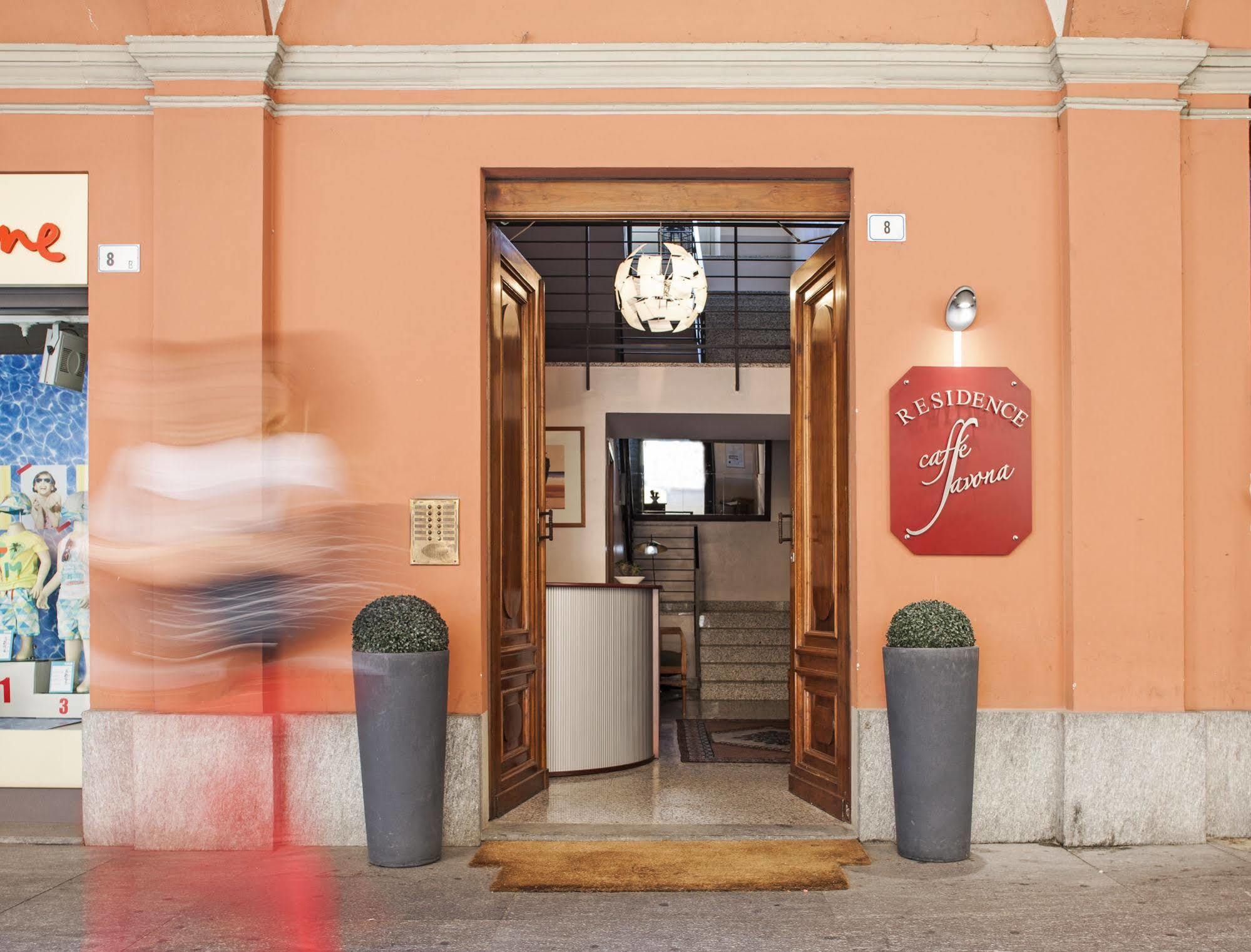 Residence Caffe Savona Alba  Exterior foto